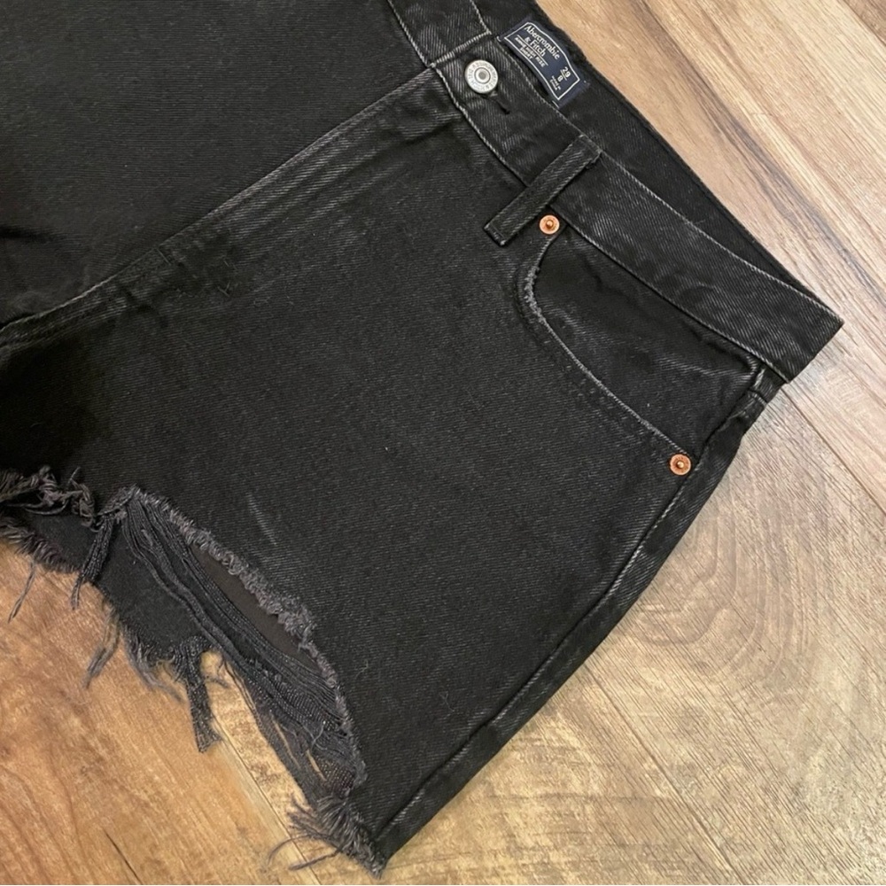 NEW! Abercrombie & Fitch Annie High Rise Black Denim Short Size 29/8 - Picture 4 of 10